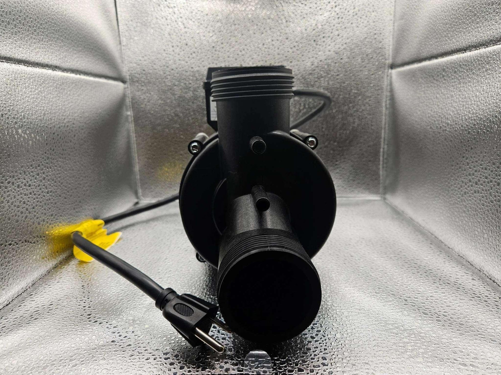 Balboa WOW Pump 5.5 Amp, Whirlpool water pump by Balboa Water Group, compact and durable for spa and hot tub use