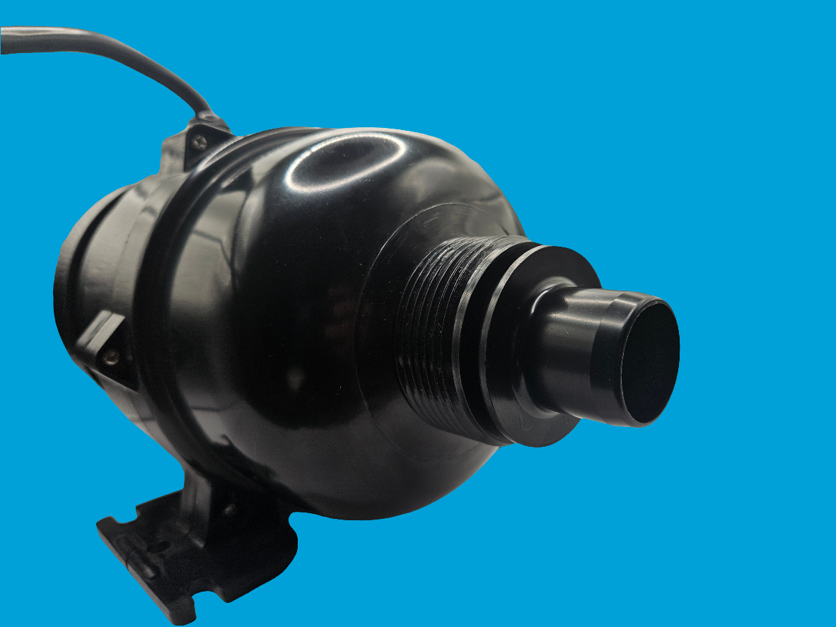 CG Air Systems white blower manifold adaptor with 1-1/2" M to 1-1/4" smooth barb connection for air systems.
